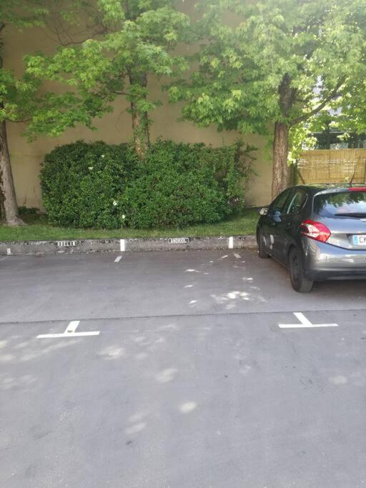 Cabana & Le Central - Proche Lac , Terrasse Et Parking Annecy Bagian luar foto