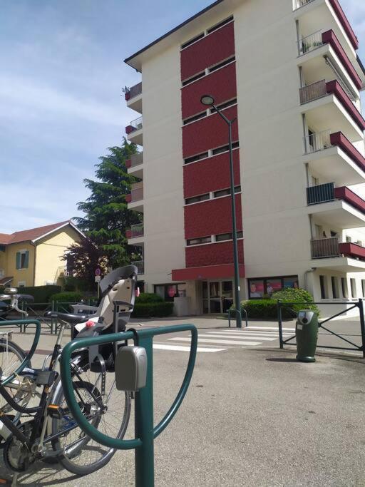 Cabana & Le Central - Proche Lac , Terrasse Et Parking Annecy Bagian luar foto