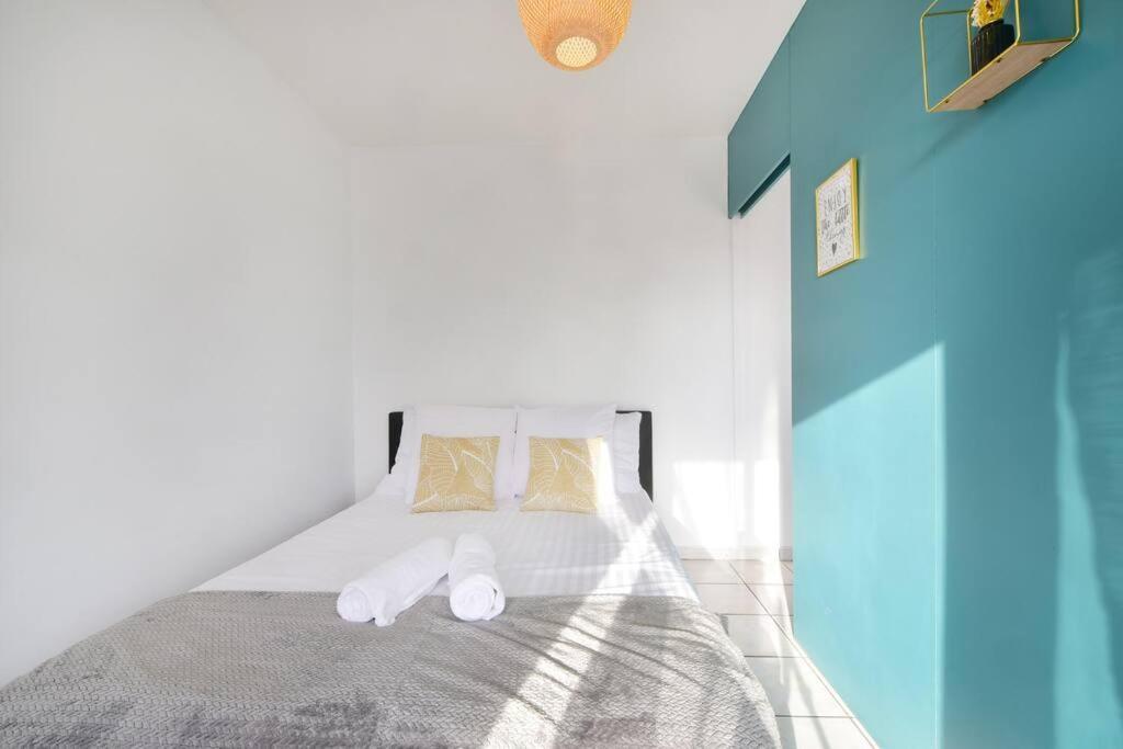 Cabana & Le Central - Proche Lac , Terrasse Et Parking Annecy Bagian luar foto